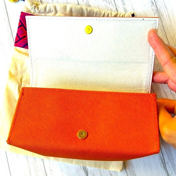 Tory Burch Case Eyeglasses Orange Soft Faux Leather Textured LOGO - Picture 4 of 4